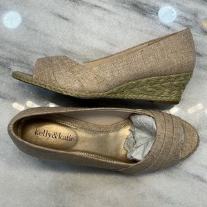 Kelly&Katie Wedged Espadrilles